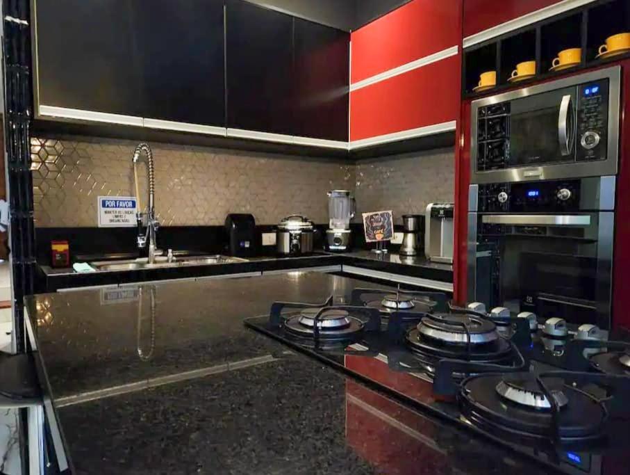 Cobertura Triplex De Luxo Com Jacuzzi Villa São Paulo Luaran gambar